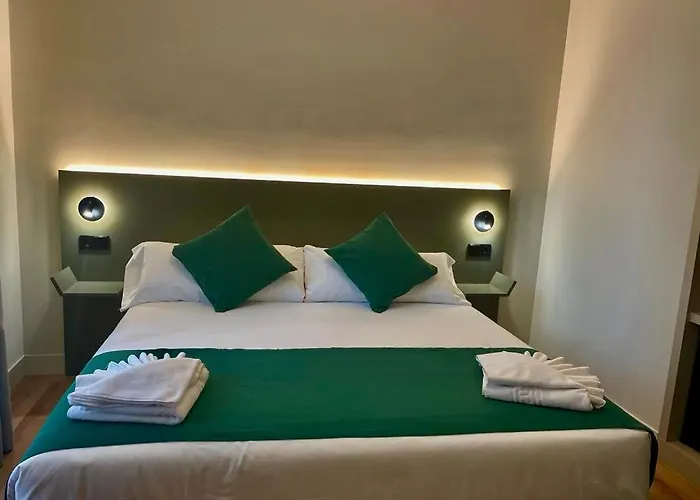 Hostal Anton Martin